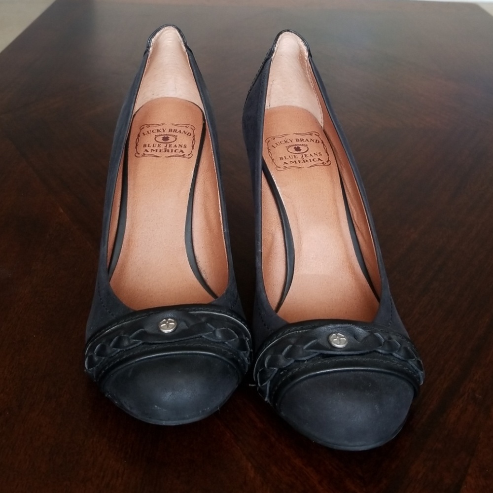Lucky Brand black wedges